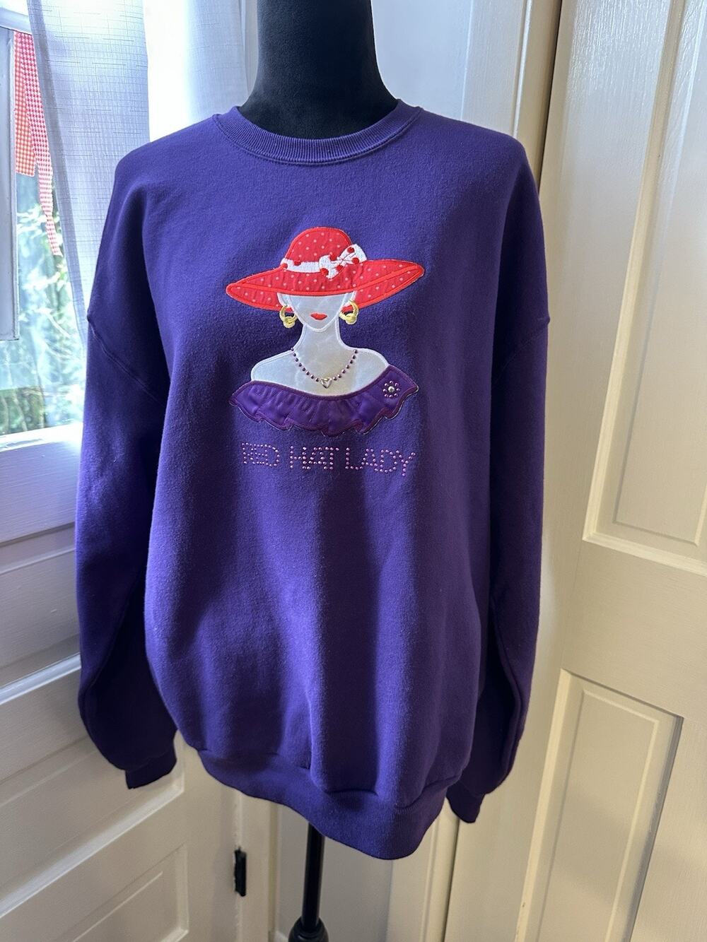 Vintage Red Hat Lady Purple Sweatshirt Crew Neck Womens Large Embroidery & Gems